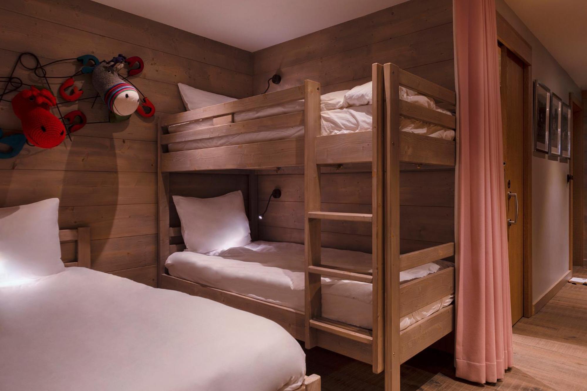 Chalet-Hotel La Marmotte, La Tapiaz & Spa, The Originals Relais เลส์เฌต์ ภายนอก รูปภาพ