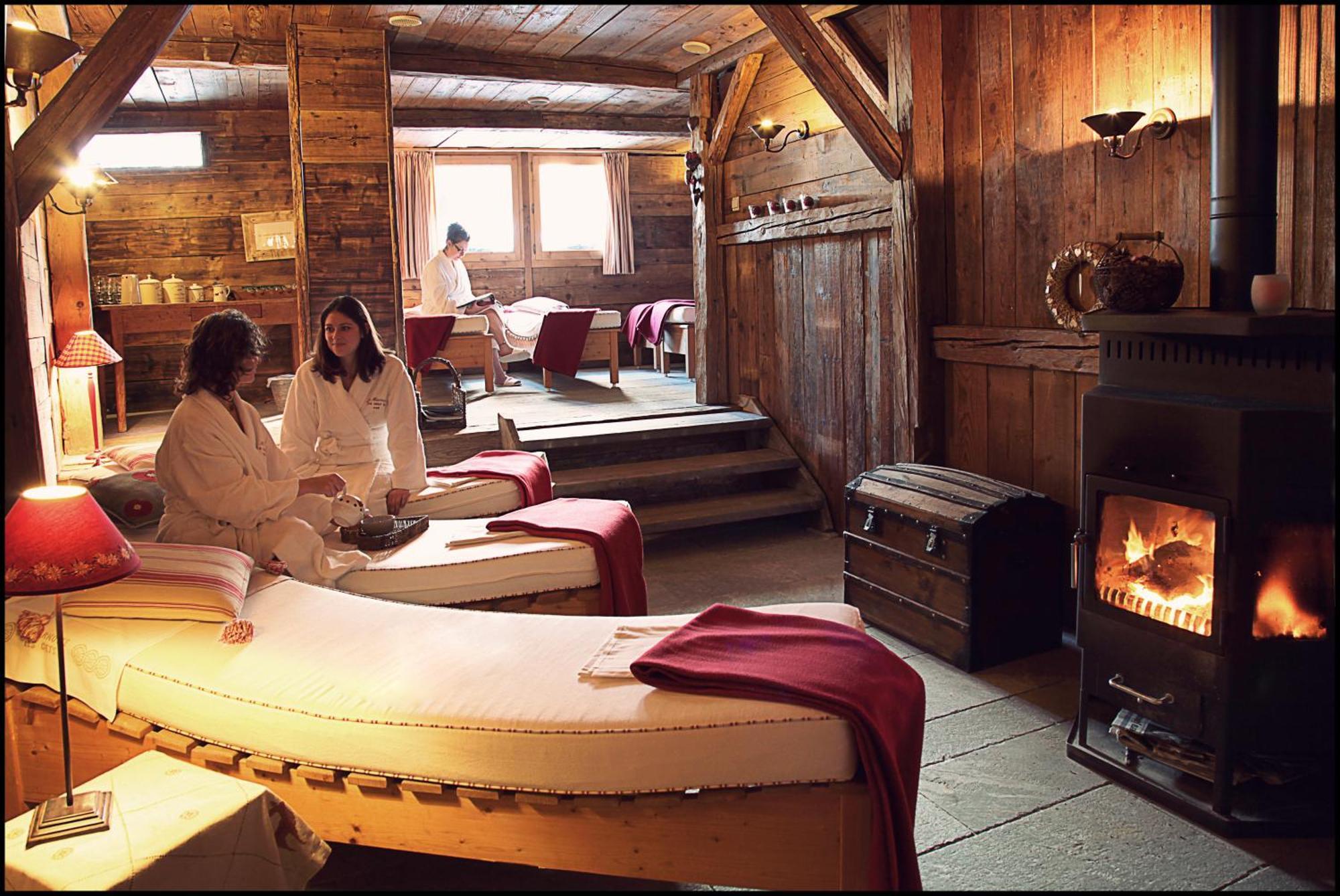 Chalet-Hotel La Marmotte, La Tapiaz & Spa, The Originals Relais เลส์เฌต์ ภายนอก รูปภาพ